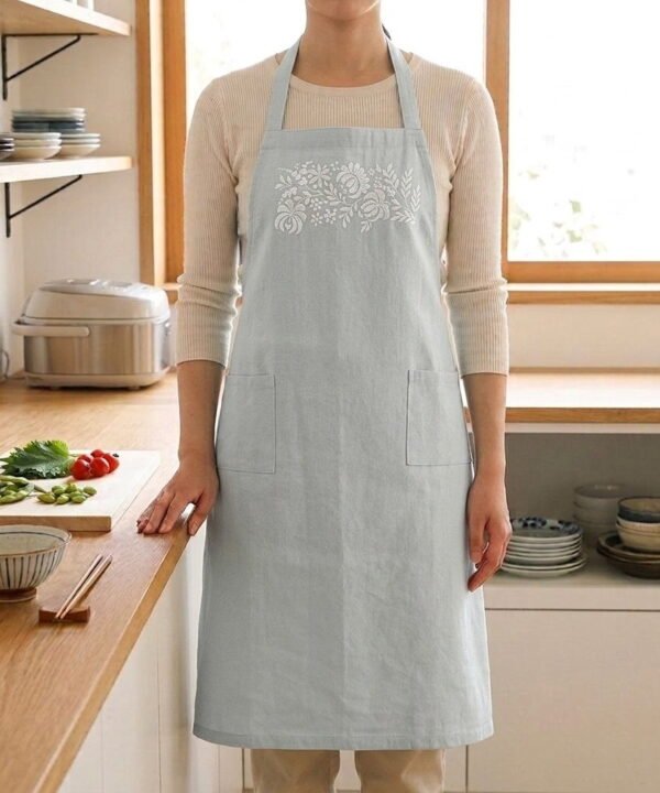 Ash, Chalk & Clay Bib Apron 017