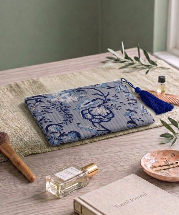 Ash & Oat Flat Pouch
